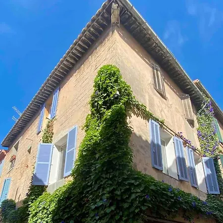 Apartment Click! Casa Lamartine Fabulous Ideal Location Walk To All!!! Cassis