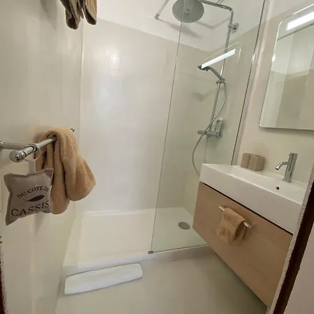 Apartment Click! Casa Lamartine Fabulous Ideal Location Walk To All!!!