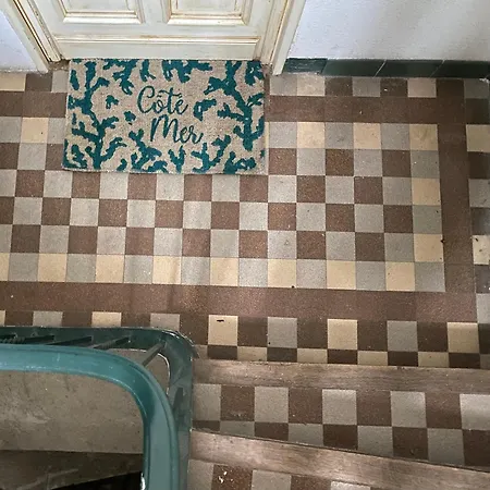 Apartment Click! Casa Lamartine Fabulous Ideal Location Walk To All!!! Cassis